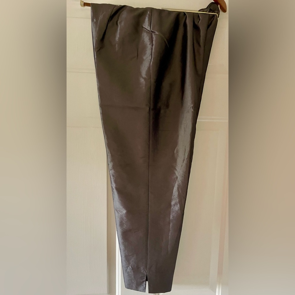 Satin silver capris size 7/8.
